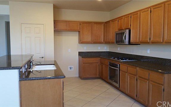 2nd image of 2545 Red Pine St