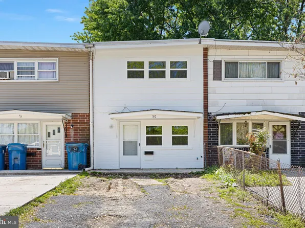 50 Rose Ln, New Castle, DE 19720