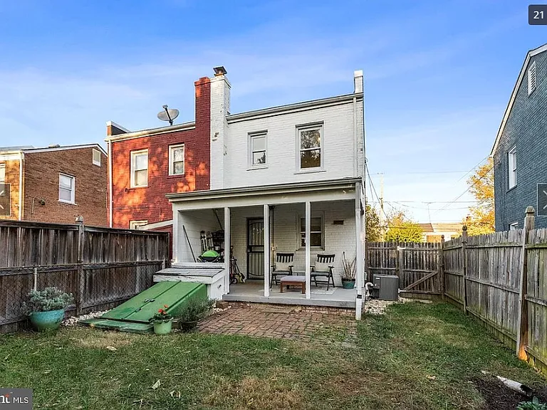 4647 A St SE — Photo 21