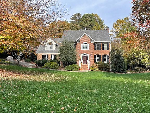 Brookhaven Beauty in Fall!