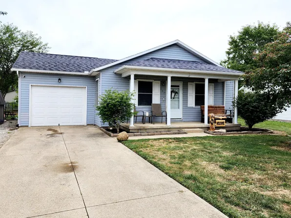 137 McDowell St, Bloomingburg, OH 43106