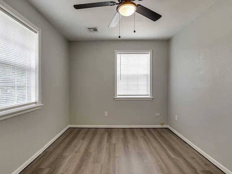 3628 Firethorn Dr — Photo 25