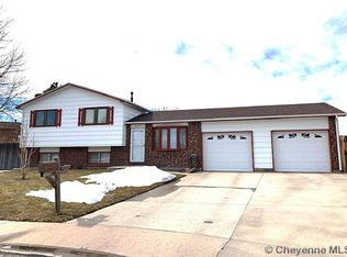 2324 Rockcrest Dr, Cheyenne, WY 82009