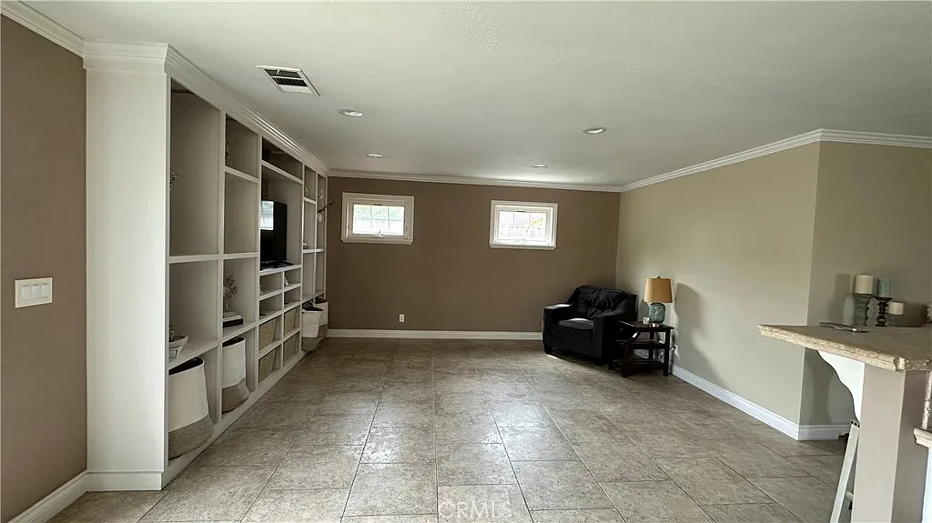 3 bed, 1400 sqft, $4,595 — Photo 3