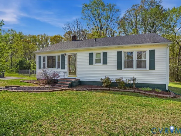 303 W 8th St, Mineral, VA 23117
