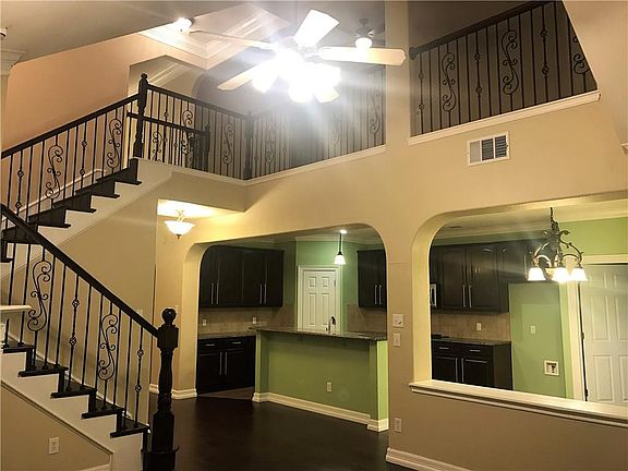 5th image of 9212 Regal Oaks Dr