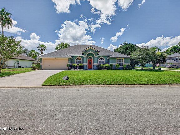 5th image of 401 TWIN OAKS Lane