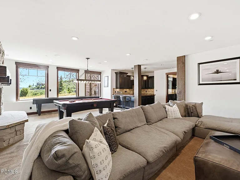 8235 N Sunrise Loop — Photo 43