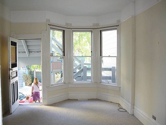 4th image of 25-27 Delmar St