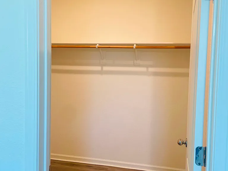 3280 Sunny Gate Ln — Photo 8