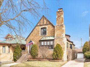9741 S Hoyne Ave, Chicago, IL 60643
