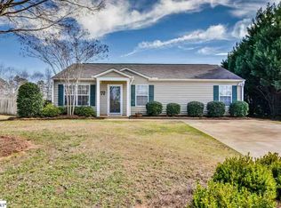 5 Grotto Pl, Simpsonville, SC 29680