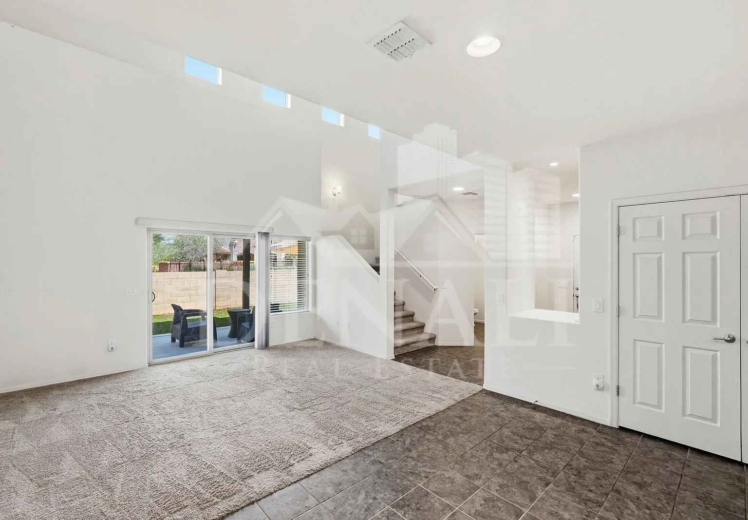 3 bed, 3.0 bath, 1700 sqft, $1,895 — Photo 4