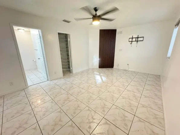 12 NE 45th Ct, Pompano Beach, FL 33064