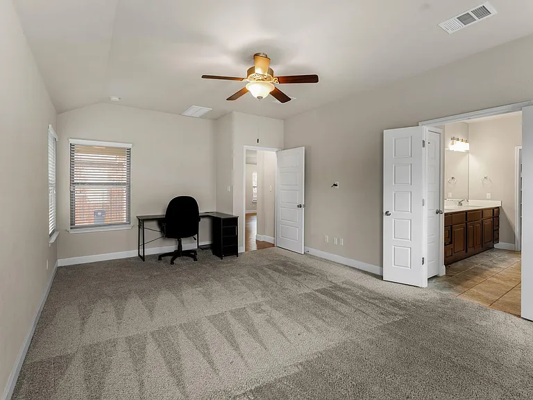 1104 Chad Dr — Photo 22