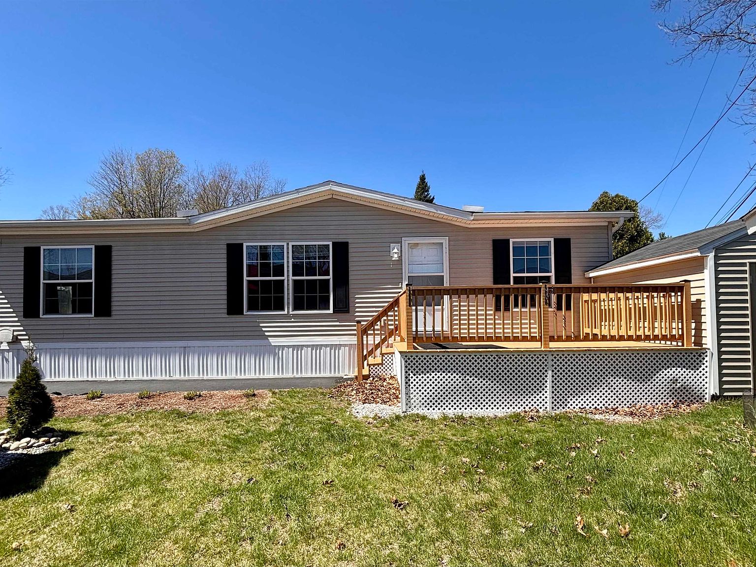 545 Elm Street #4, Milford, NH 03055 | MLS #5079405 | Zillow