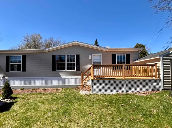 545 Elm Street #4, Milford, NH 03055