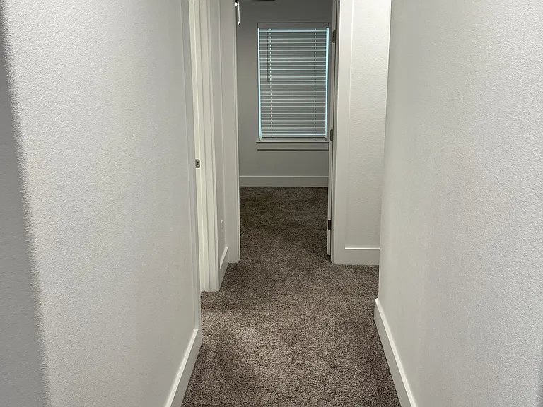 1116 S Tone Ave — Photo 10