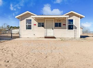 216 W Robertson Rd, Ridgecrest, CA 93555