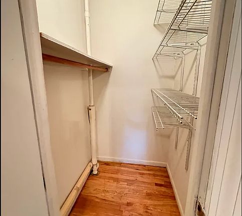 5th image of 725 9th Ave #4W