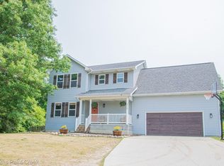 210 N Newman Rd, Lake Orion, MI 48362