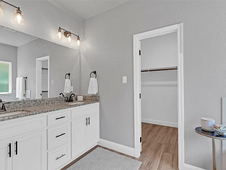 8508 Glade Dr — Photo 10