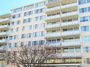 1301 S Arlington Ridge Rd APT 103, Arlington, VA 22202