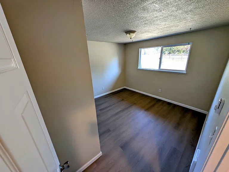 10613 Sheridan Ave S — Photo 9