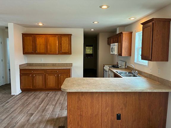 2nd image of 6235 Sheldon St #304