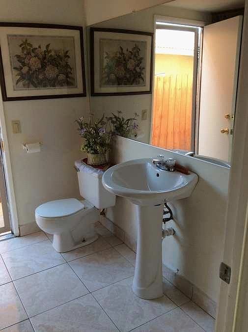 1st image of 23421 Shady Glen Ct