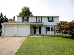 2354 Silver Springs Dr, Stow, OH 44224