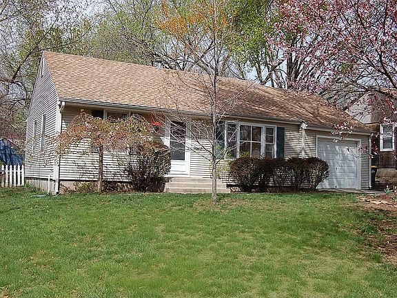 2nd image of 7030 Horton St
