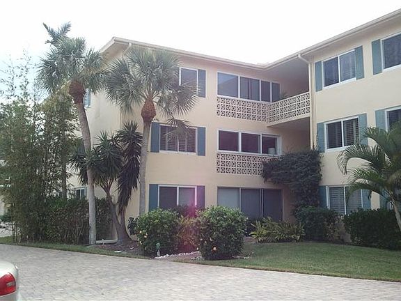 4th image of 1950 Gulf Shore Blvd N APT 310