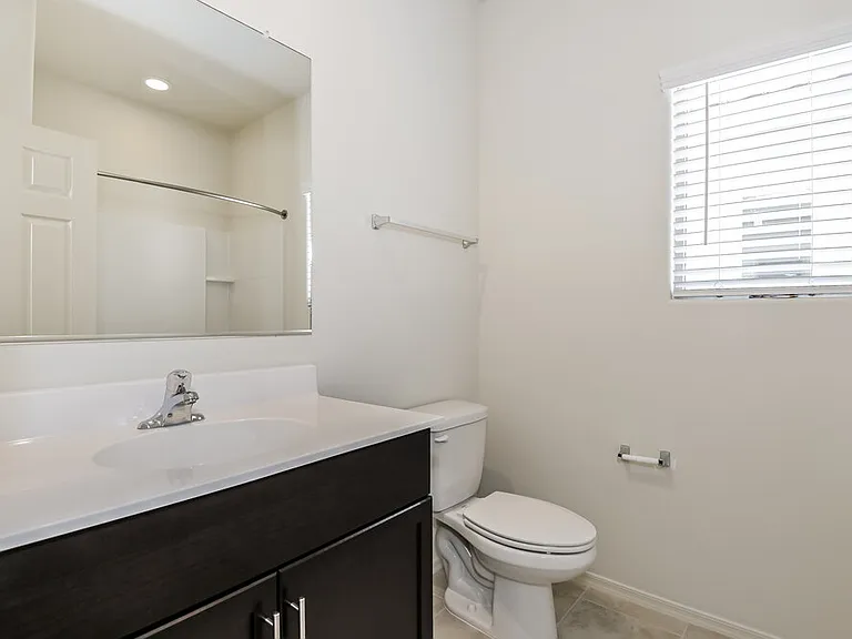 836 W Calle Falerno — Photo 18
