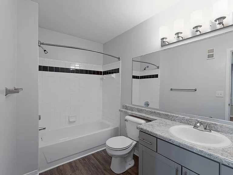 Cambridge Park Apartments — Photo 55