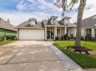1538 Pebble Banks Ln, Seabrook, TX 77586
