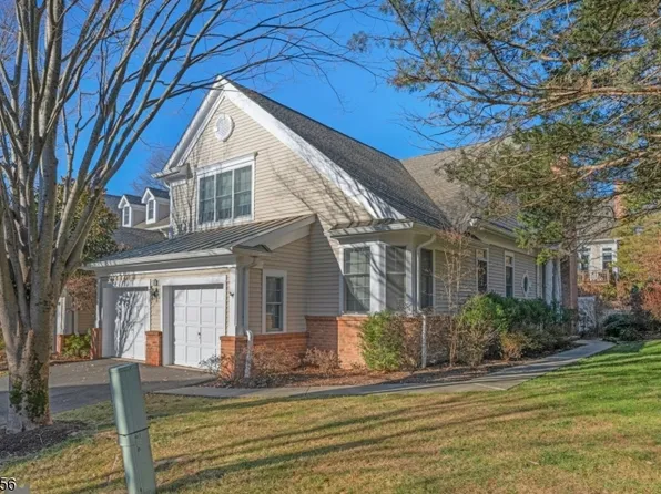 7 Milburn Way, Far Hills Boro, NJ 07931