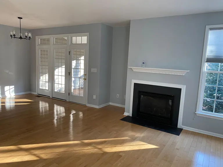 5653 Picnic Rock Ln — Photo 13