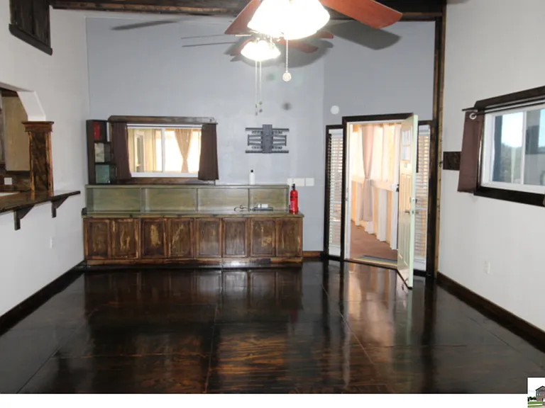 2809 Connell St — Photo 8