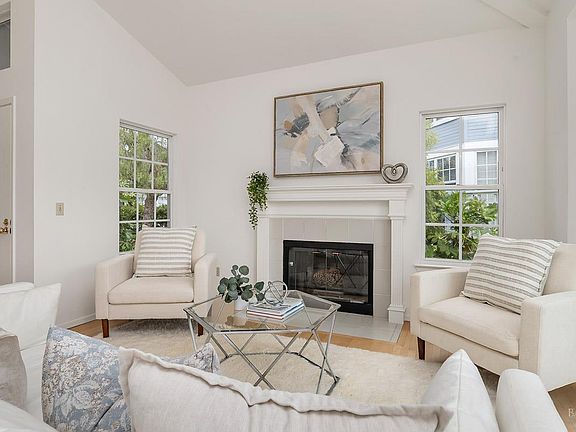 2nd image of 66 Mariners Circle