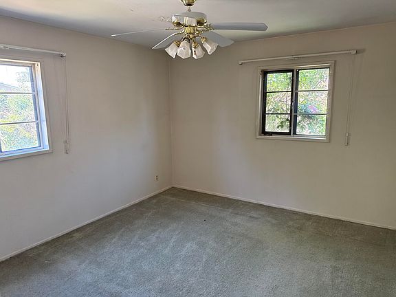 5th image of 8101 Aspen Ave NE