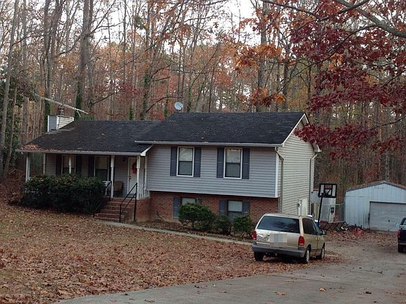 3rd image of 3218 Winter Ct
