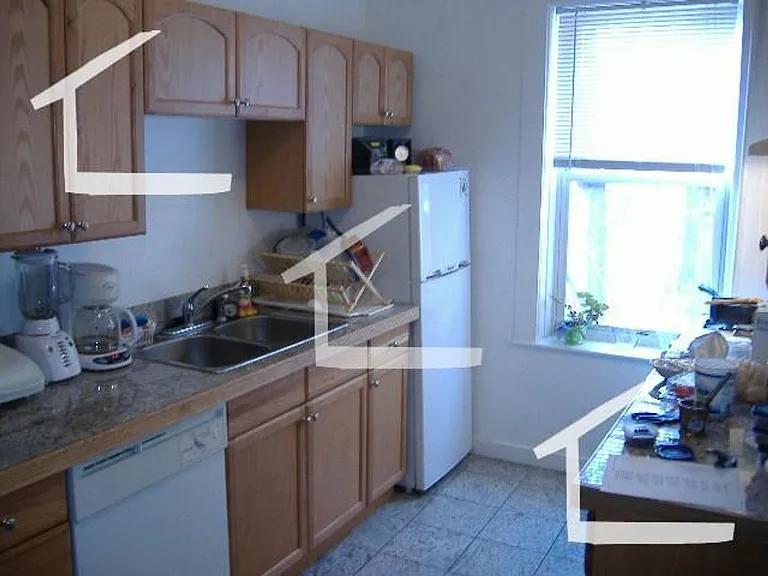 8B Farrington Ave #A2 — Photo 3