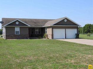 1172 SE 185th, Knob Noster, MO 65336