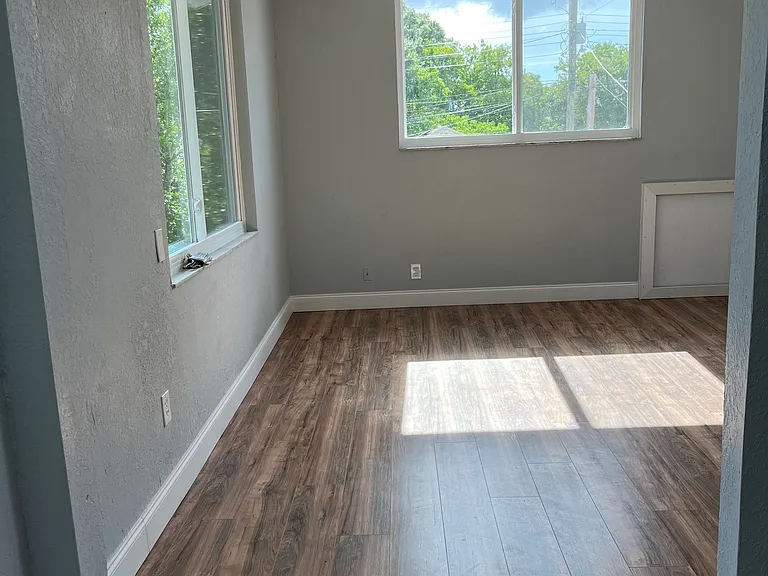 3007 Sanchez St #B — Photo 6