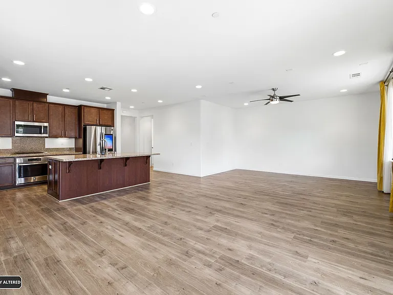 8600 Arcos Way — Photo 31