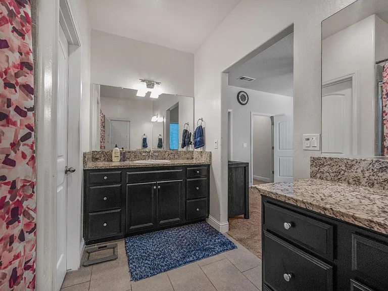 5432 W Lamona Ave — Photo 18