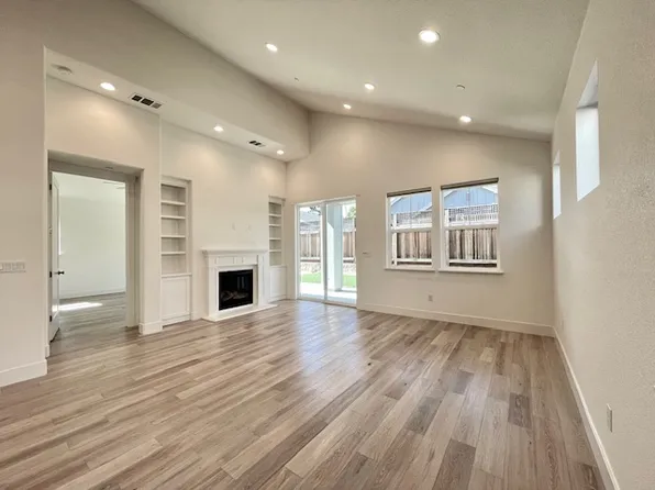 57 Wine Press Way, Napa, CA 94558