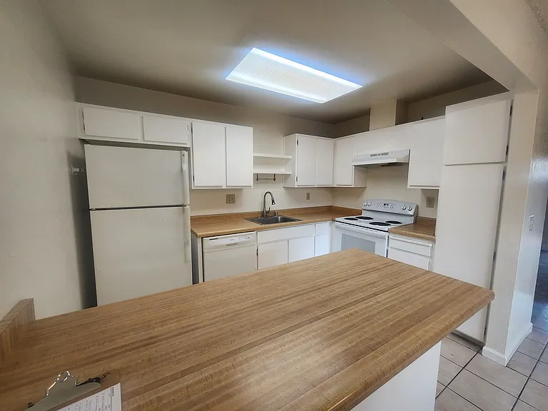 27162 Tampa Ave #70 — Photo 6