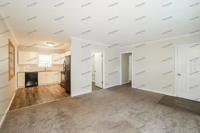 5309 N Michigan Ave — Photo 1